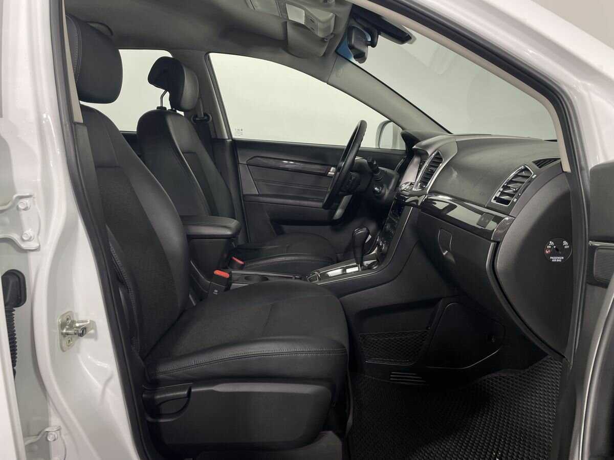 Chevrolet Captiva с пробегом — 2014 год. Фото: #13