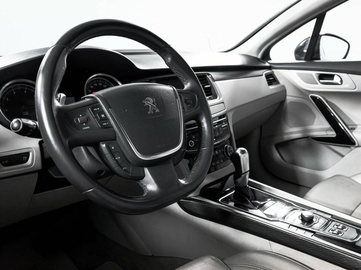 Peugeot 508 с пробегом — 2012 год. Фото: #12