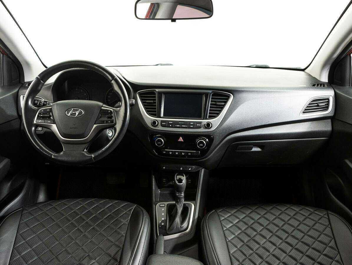 Hyundai Solaris с пробегом — 2018 год. Фото: #12