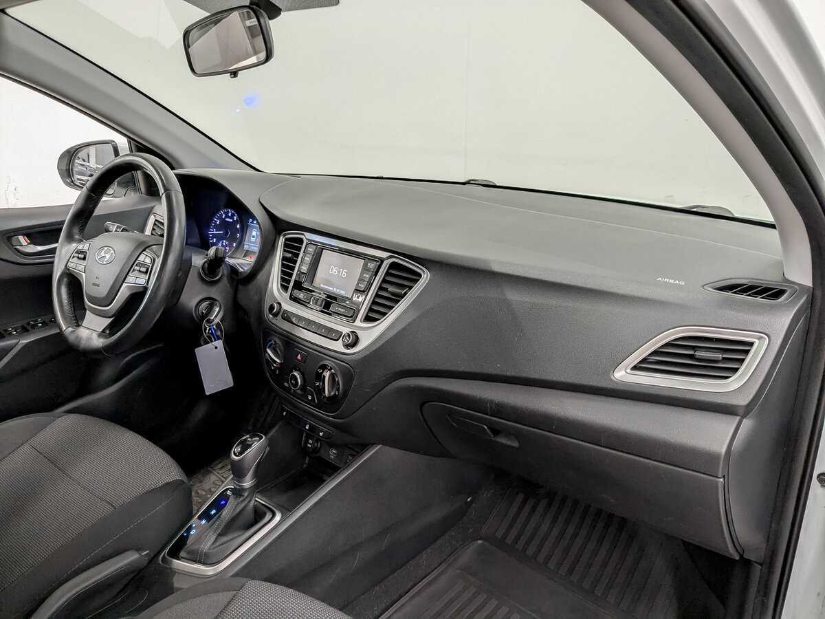 Hyundai Solaris с пробегом — 2019 год. Фото: #10