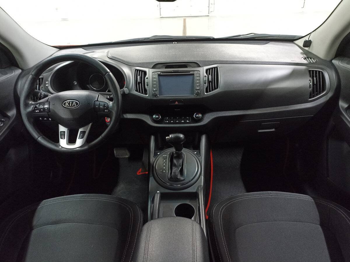 Kia Sportage с пробегом — 2012 год. Фото: #13