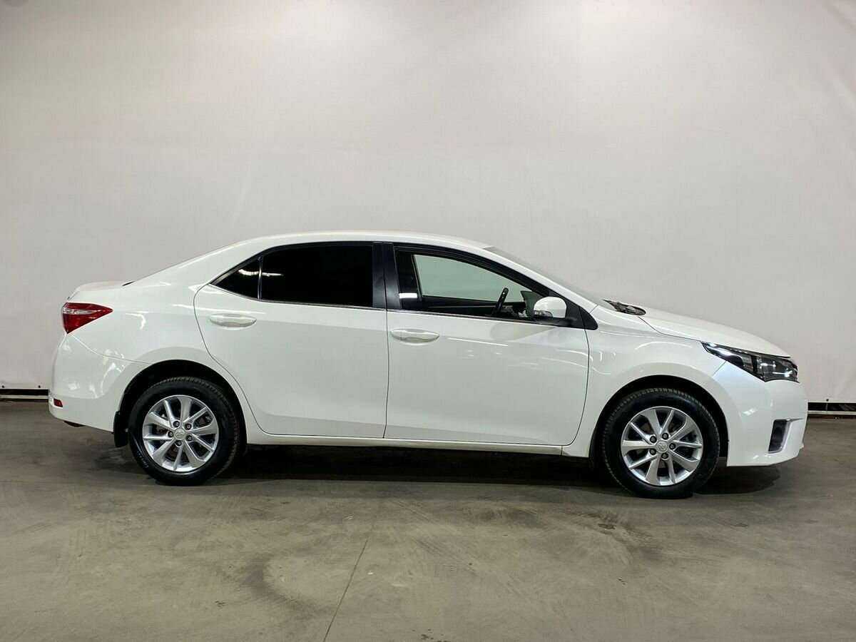 Toyota Corolla с пробегом — 2014 год. Фото: #3