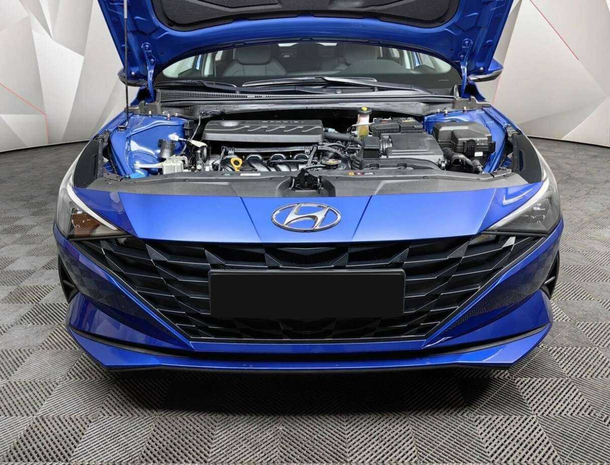 Hyundai Elantra с пробегом — 2022 год. Фото: #17