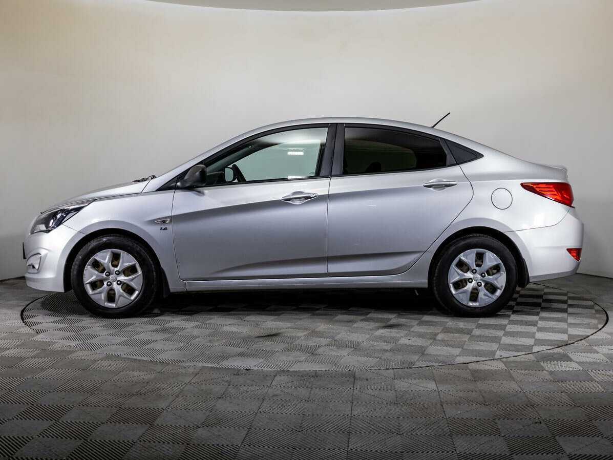Hyundai Solaris с пробегом — 2016 год. Фото: #7