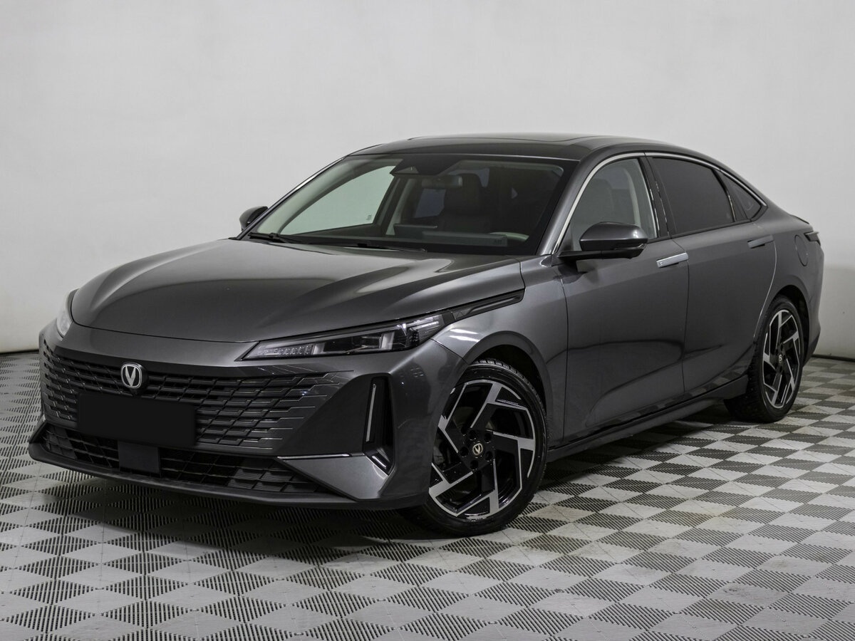 Changan Lamore с пробегом — 2023 год. Посмотреть фото