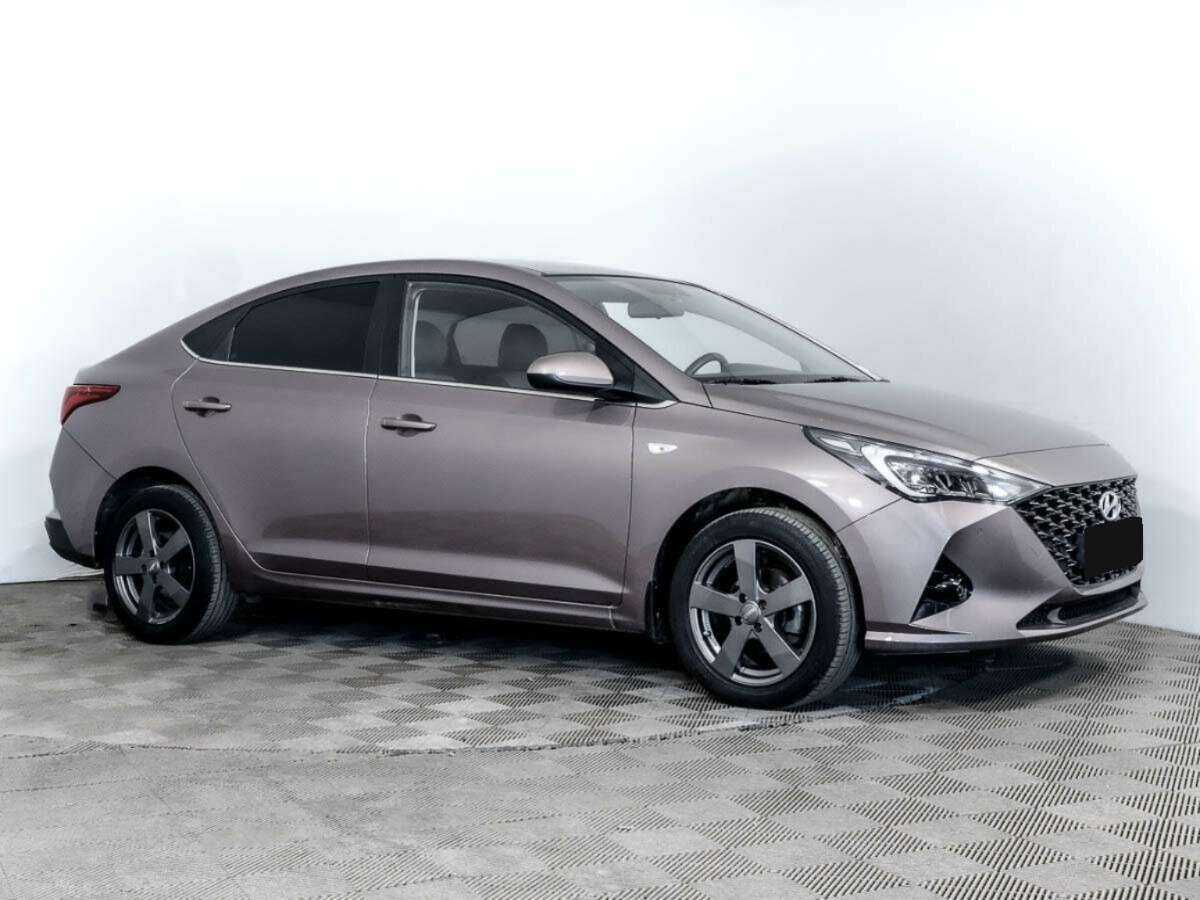 Hyundai Solaris с пробегом — 2020 год. Фото: #2