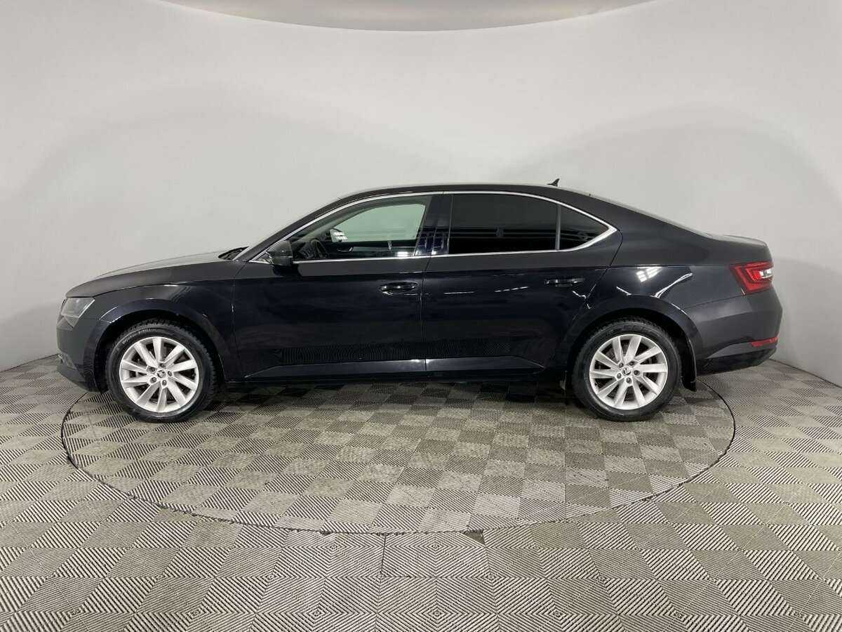 Skoda Superb с пробегом — 2018 год. Фото: #4