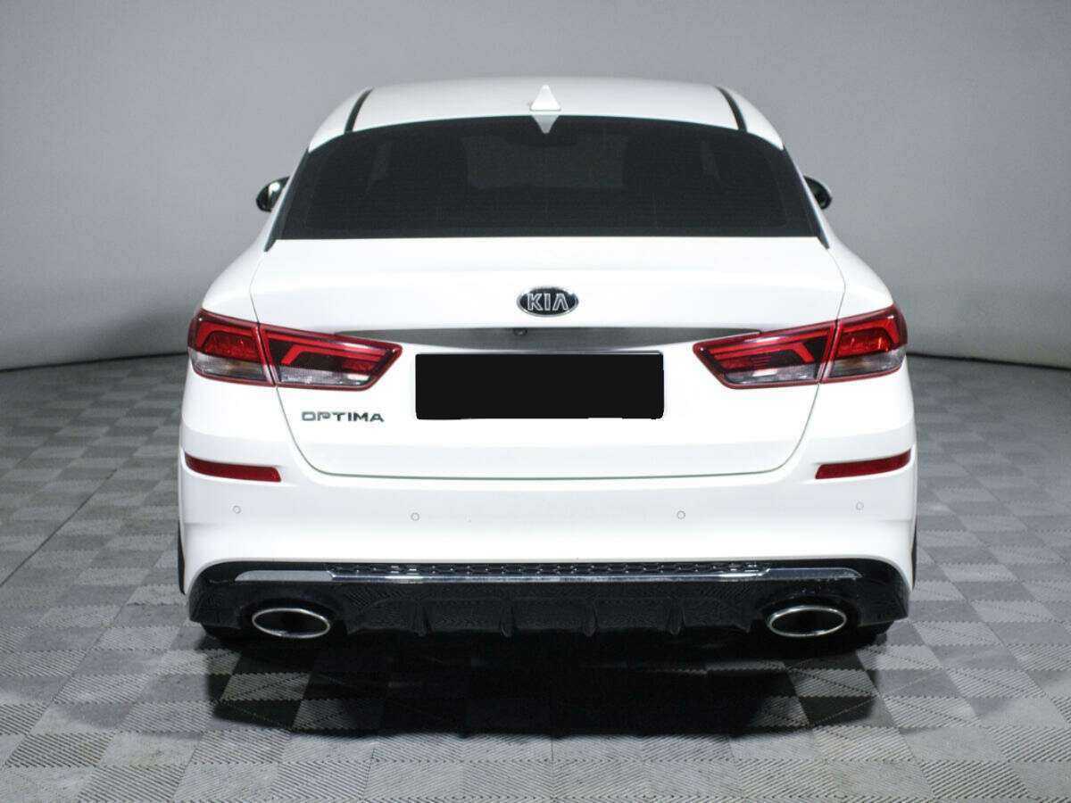 Kia Optima с пробегом — 2018 год. Фото: #4