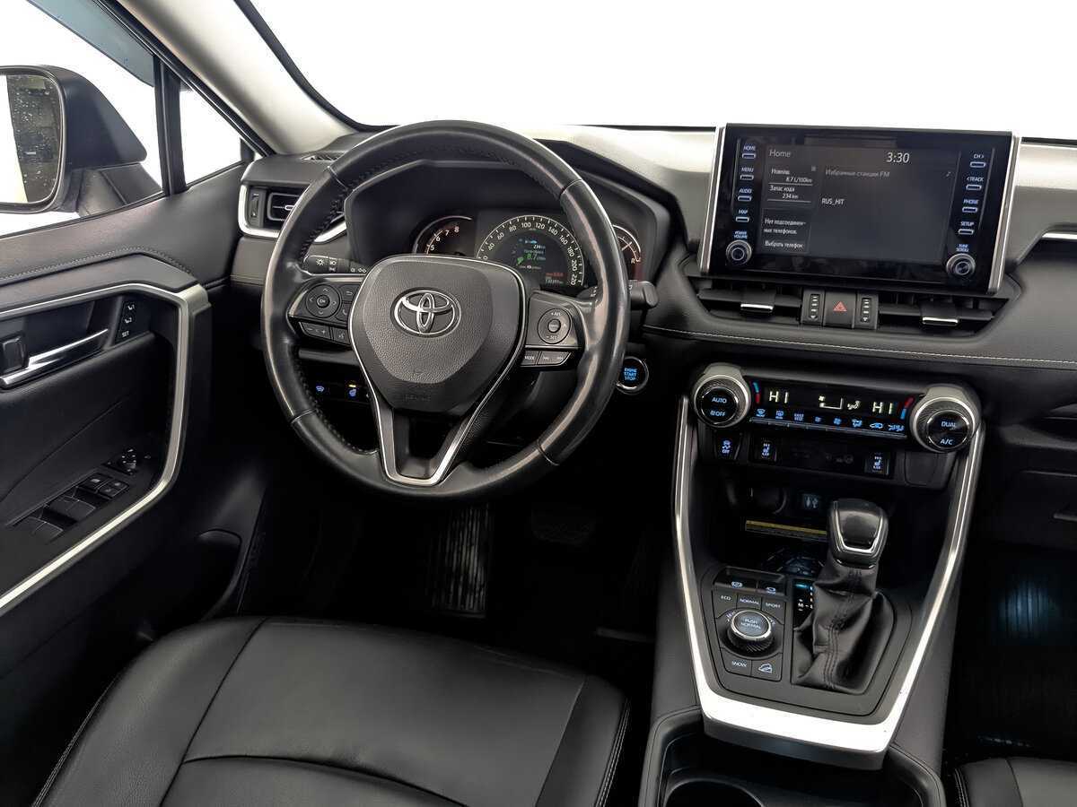 Toyota RAV4 с пробегом — 2019 год. Фото: #25