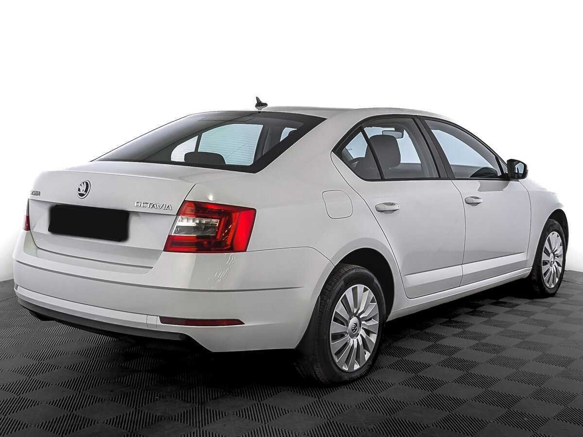 Skoda Octavia с пробегом — 2018 год. Фото: #4