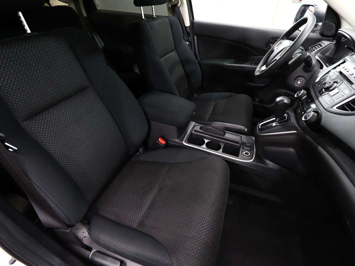 Honda CR-V с пробегом — 2015 год. Фото: #11