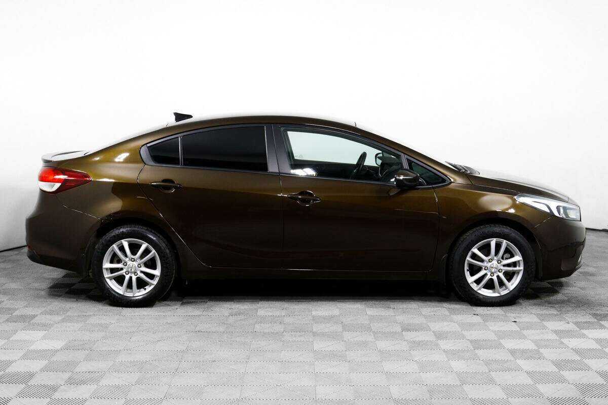 Kia Cerato с пробегом — 2019 год. Фото: #3