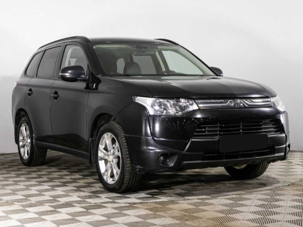 Mitsubishi Outlander с пробегом — 2013 год. Фото: #2