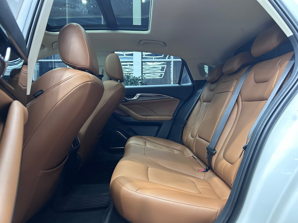 FAW Bestune B70 с пробегом — 2023 год. Фото: #9