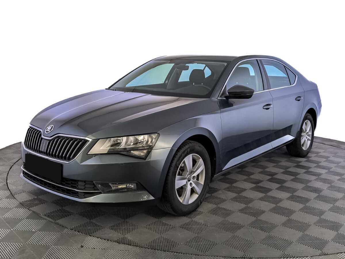 Skoda Superb с пробегом — 2018 год. Фото: #0
