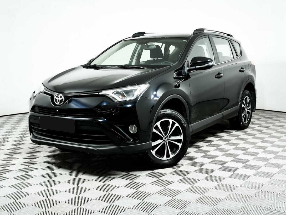 Toyota RAV4 с пробегом — 2018 год. Фото: #0