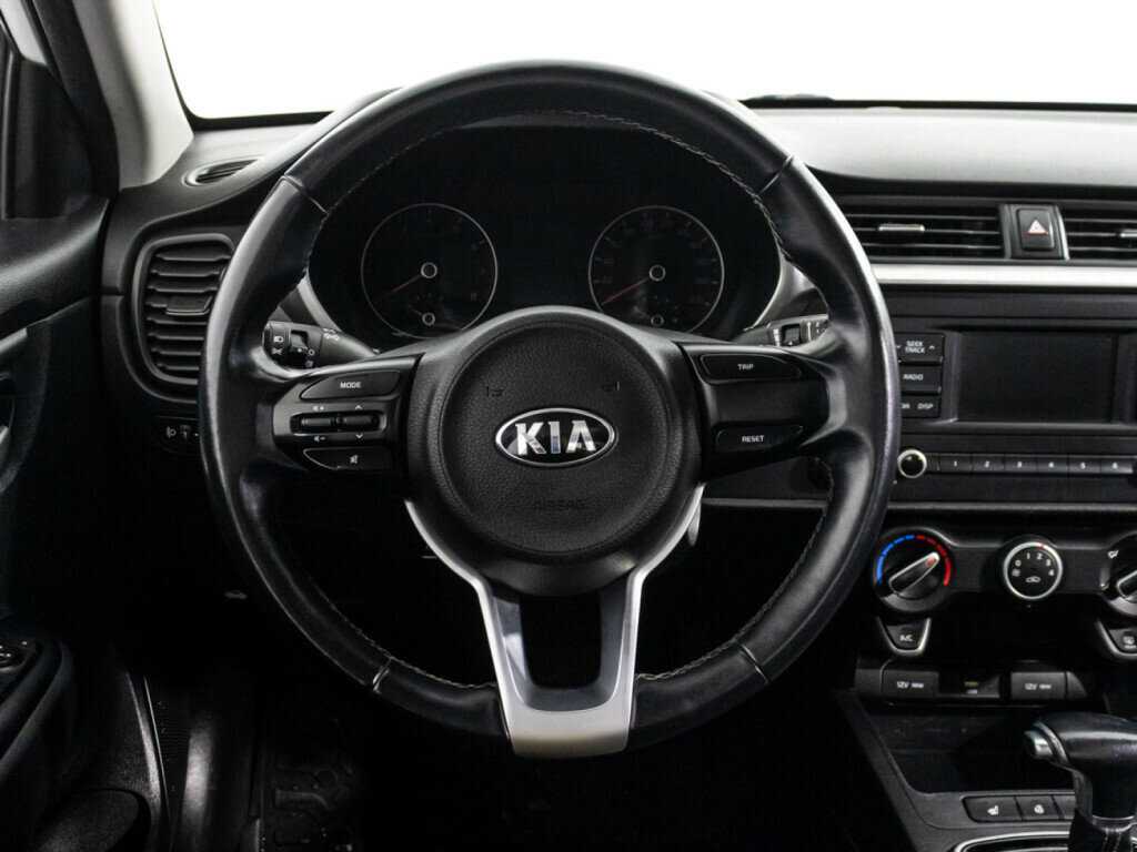 Kia Rio с пробегом — 2020 год. Фото: #17