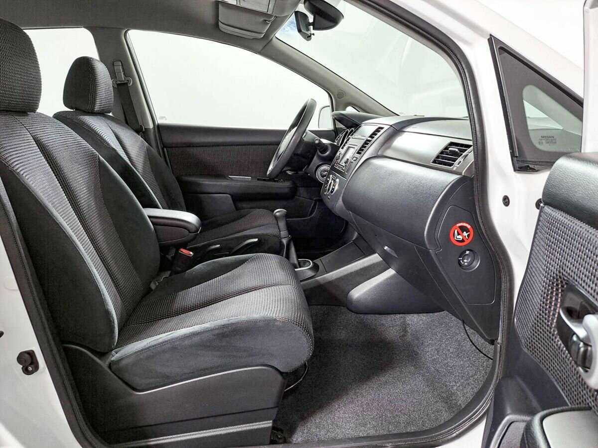Nissan Tiida с пробегом — 2012 год. Фото: #8
