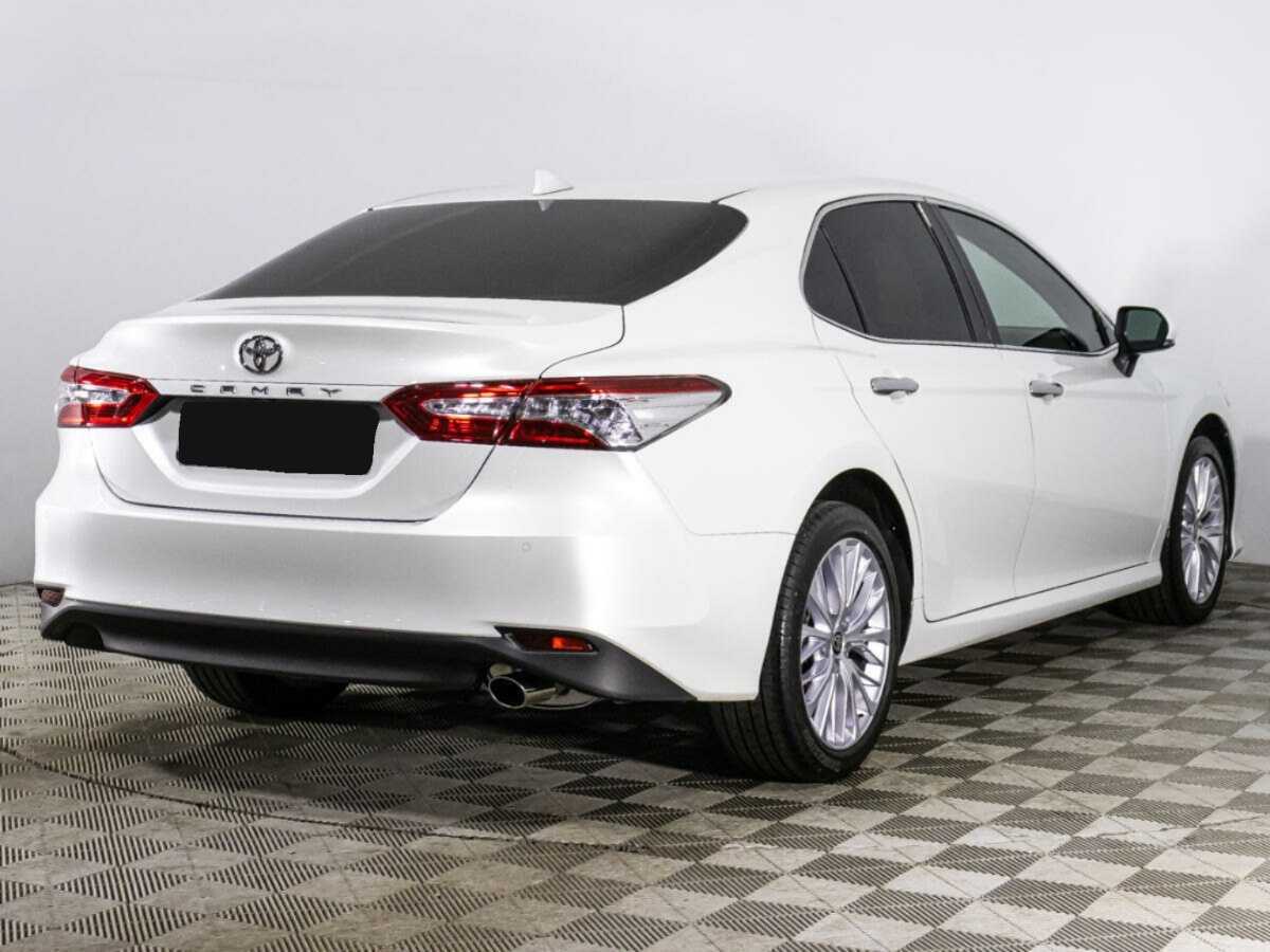 Toyota Camry с пробегом — 2020 год. Фото: #4