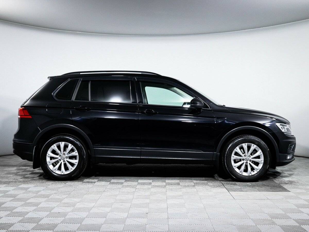 Volkswagen Tiguan с пробегом — 2020 год. Фото: #3