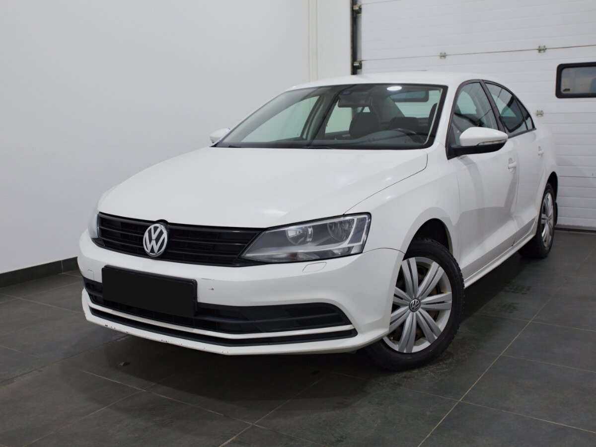 Volkswagen Jetta с пробегом — 2015 год. Фото: #0