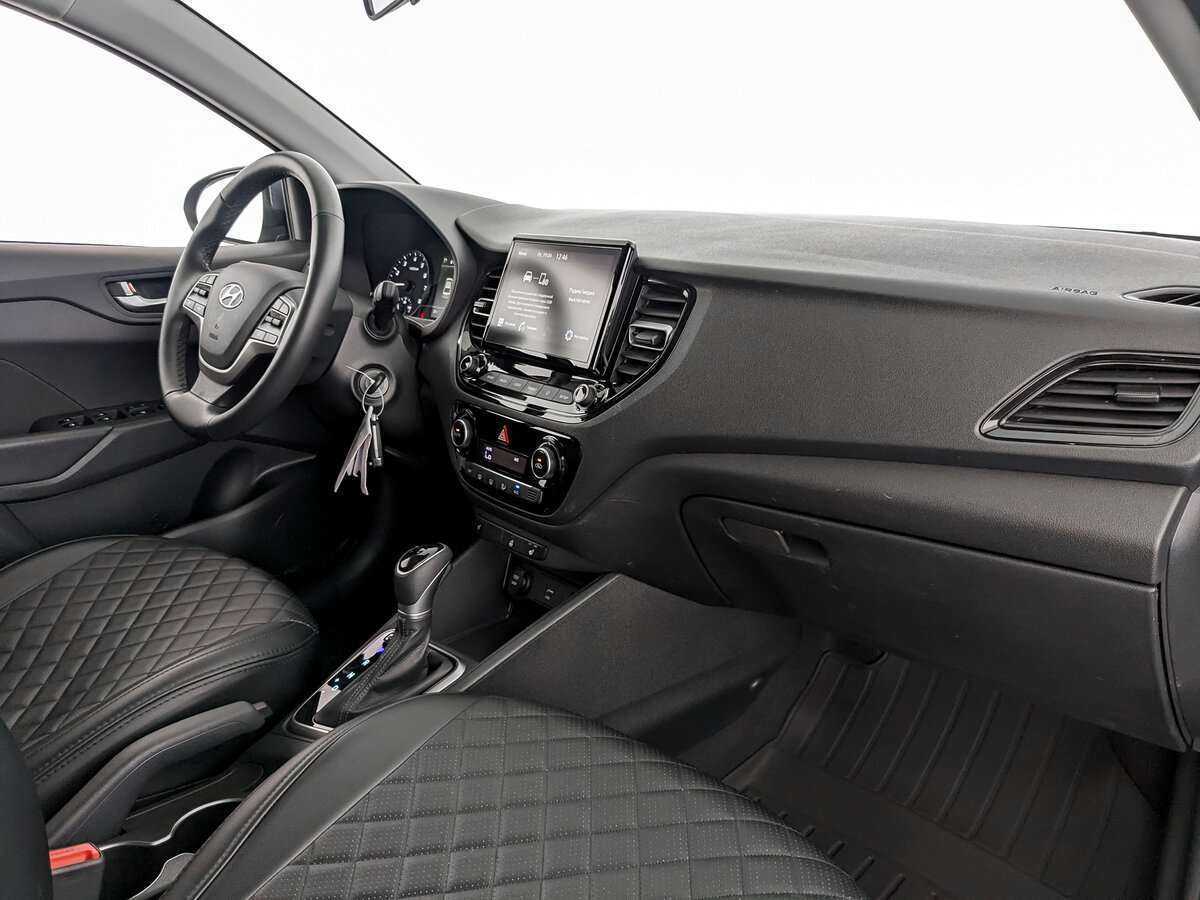 Hyundai Solaris с пробегом — 2021 год. Фото: #8