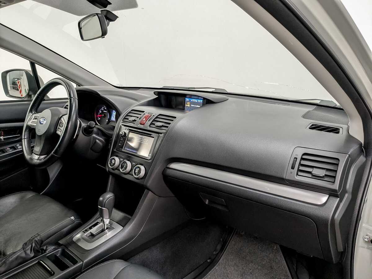 Subaru XV с пробегом — 2013 год. Фото: #10