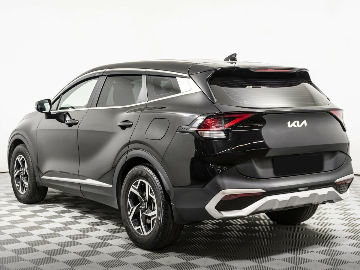 Kia Sportage с пробегом — 2023 год. Фото: #5