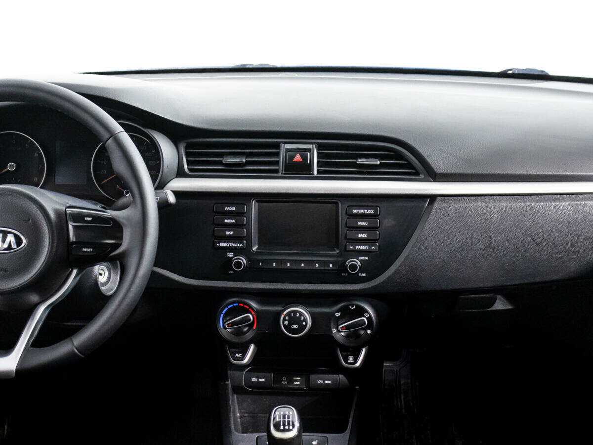 Kia Rio с пробегом — 2017 год. Фото: #13