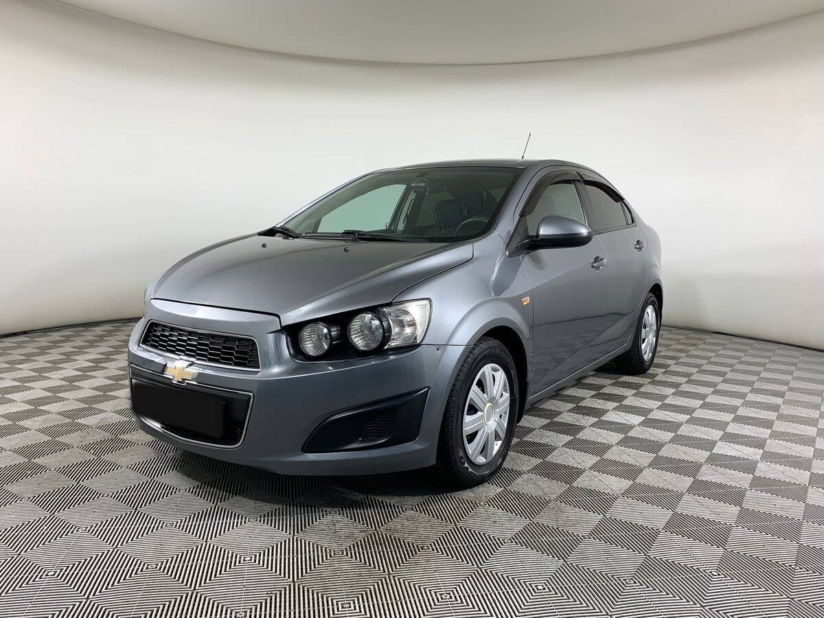 Chevrolet Aveo с пробегом — 2014 год. Фото: #0