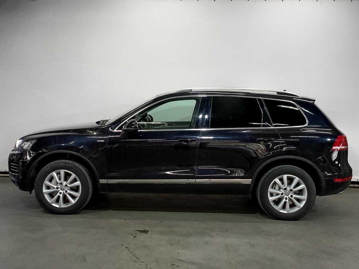 Volkswagen Touareg с пробегом — 2013 год. Фото: #7