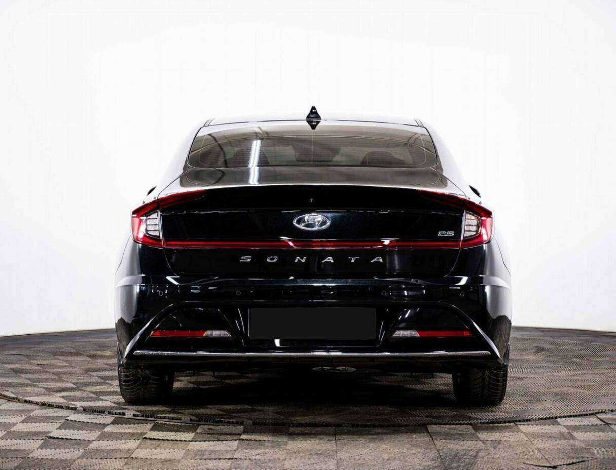 Hyundai Sonata с пробегом — 2021 год. Фото: #4