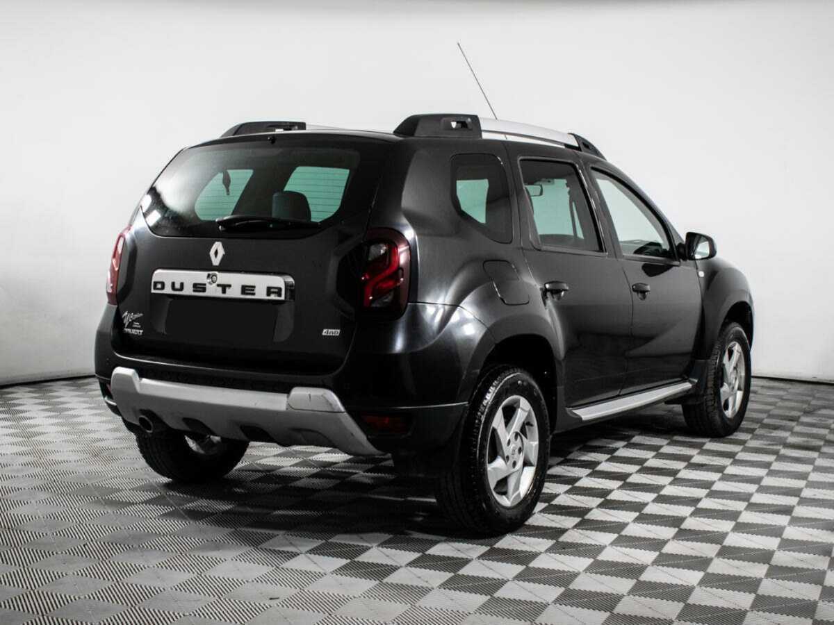 Renault Duster с пробегом — 2015 год. Фото: #4