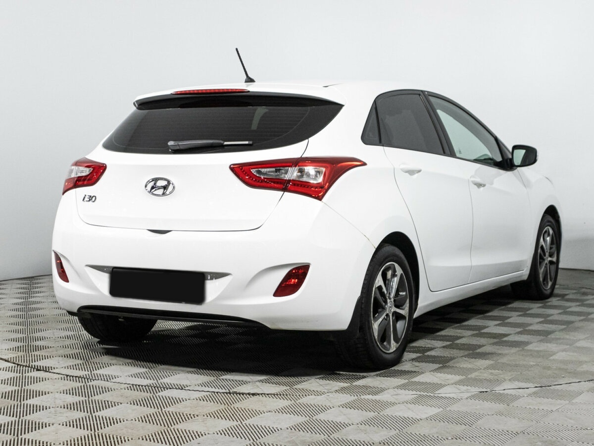 Hyundai i30 с пробегом — 2015 год. Фото: #4