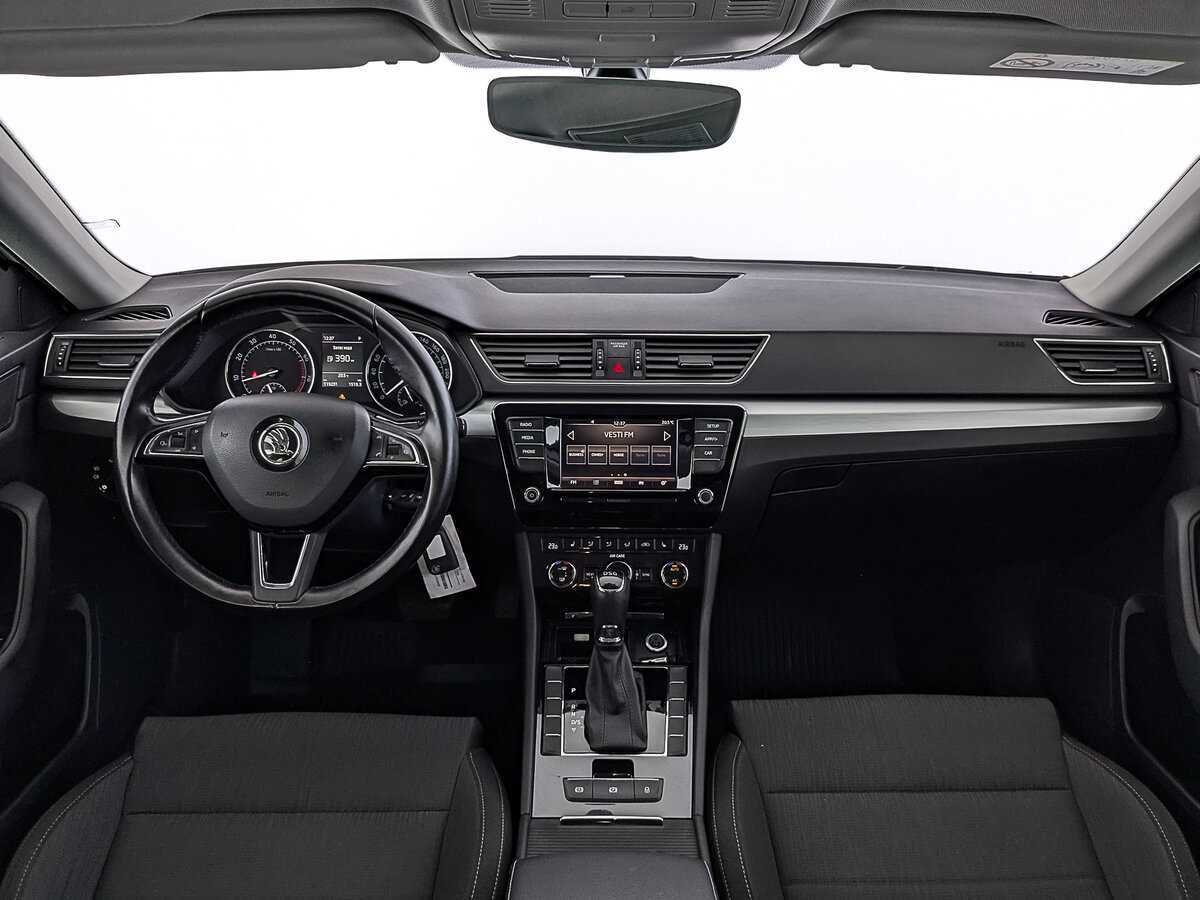 Skoda Superb с пробегом — 2017 год. Фото: #13