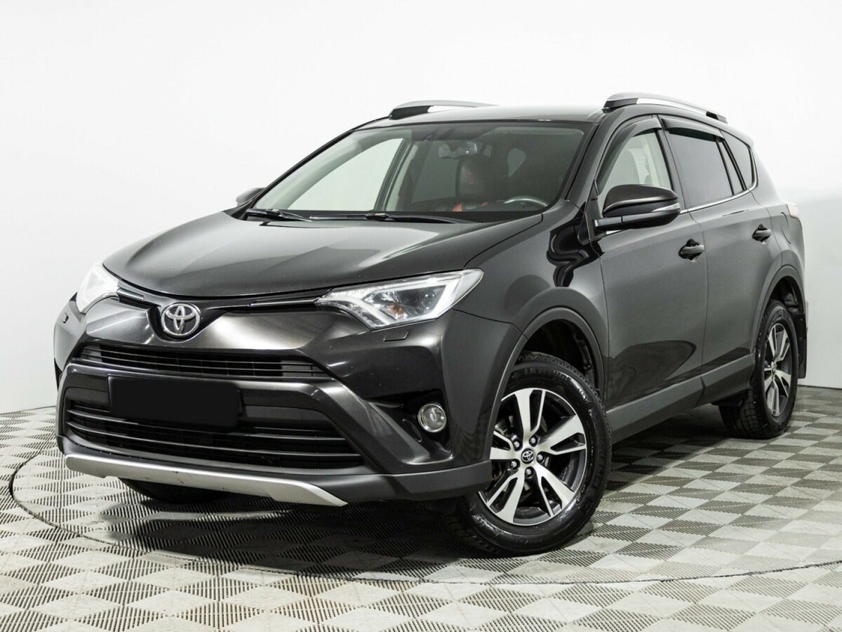 Toyota RAV4 с пробегом — 2016 год. Посмотреть фото