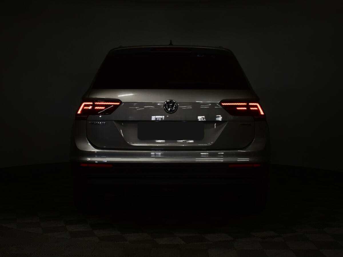 Volkswagen Tiguan с пробегом — 2018 год. Фото: #7