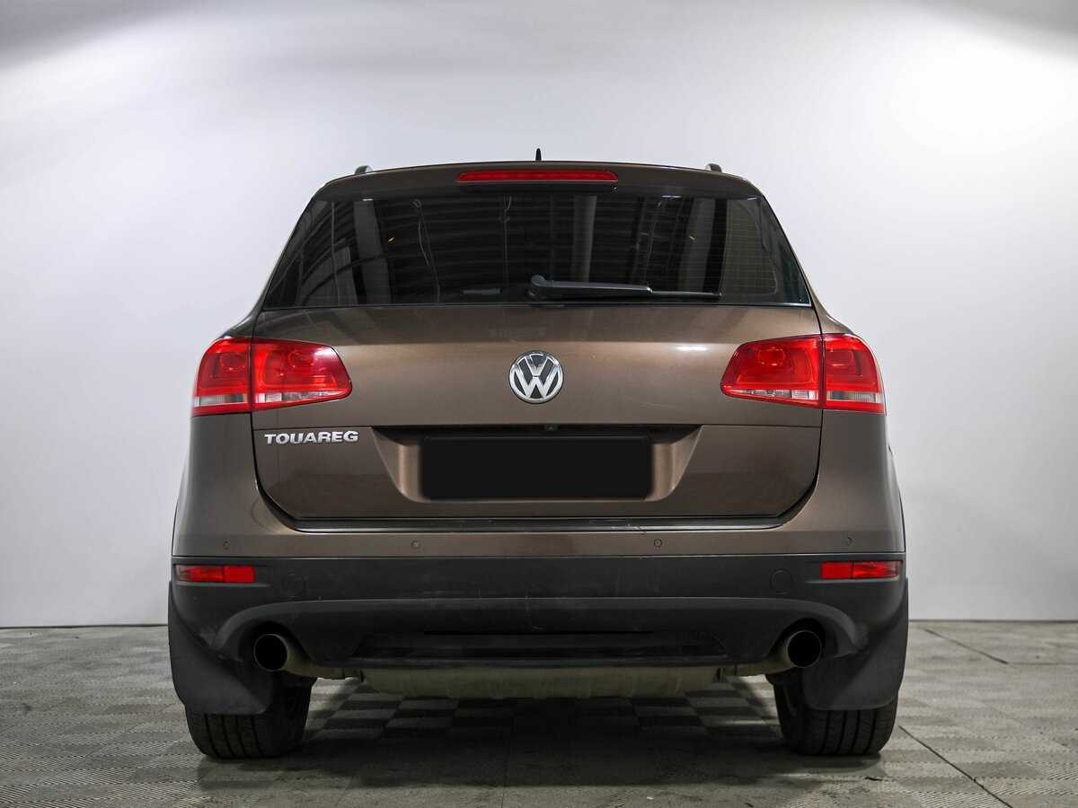 Volkswagen Touareg с пробегом — 2013 год. Фото: #4