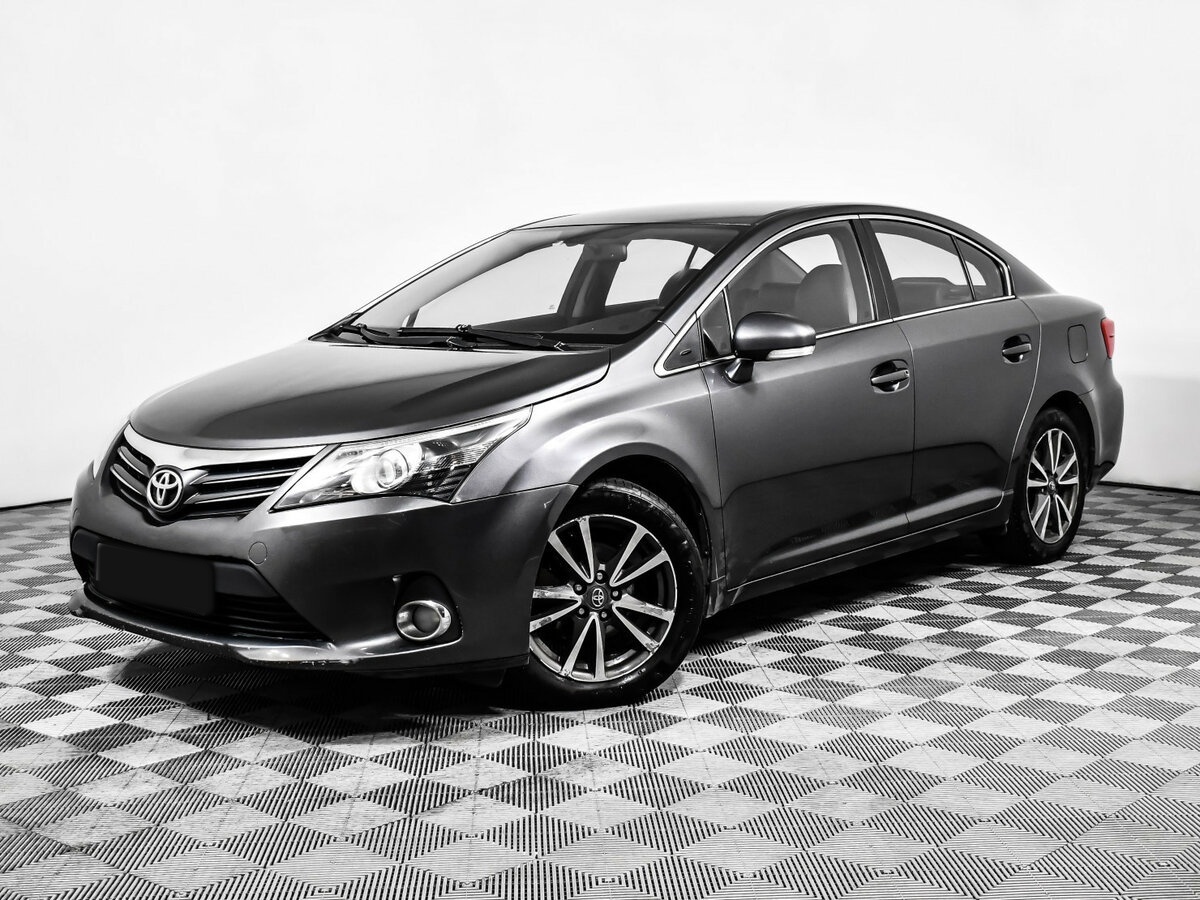 Toyota Avensis с пробегом — 2012 год. Посмотреть фото