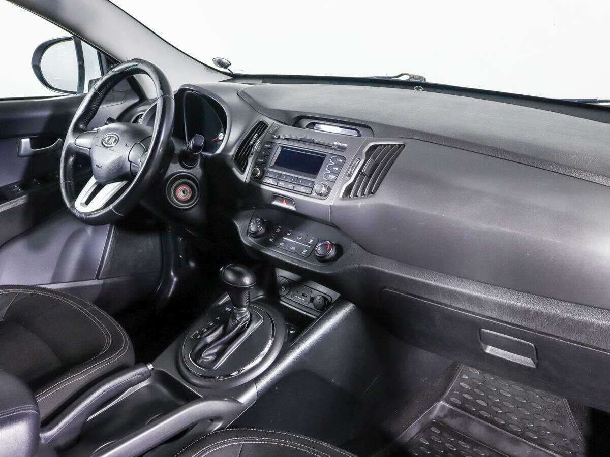 Kia Sportage с пробегом — 2012 год. Фото: #8