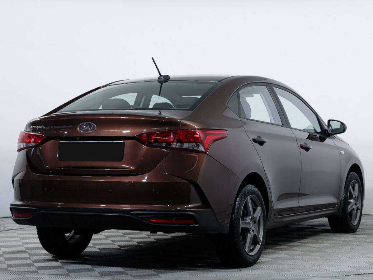 Hyundai Solaris с пробегом — 2021 год. Фото: #3