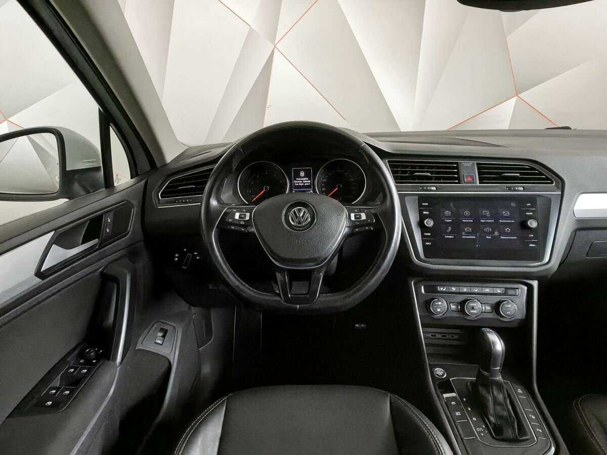 Volkswagen Tiguan с пробегом — 2018 год. Фото: #13