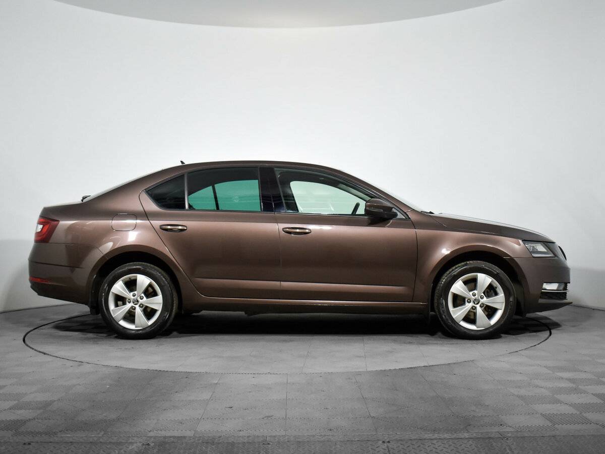 Skoda Octavia с пробегом — 2019 год. Фото: #3