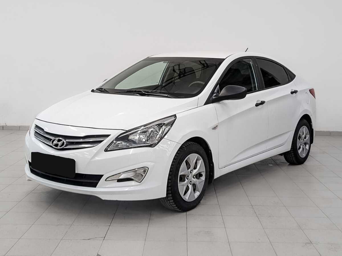 Hyundai Solaris с пробегом — 2015 год. Фото: #0