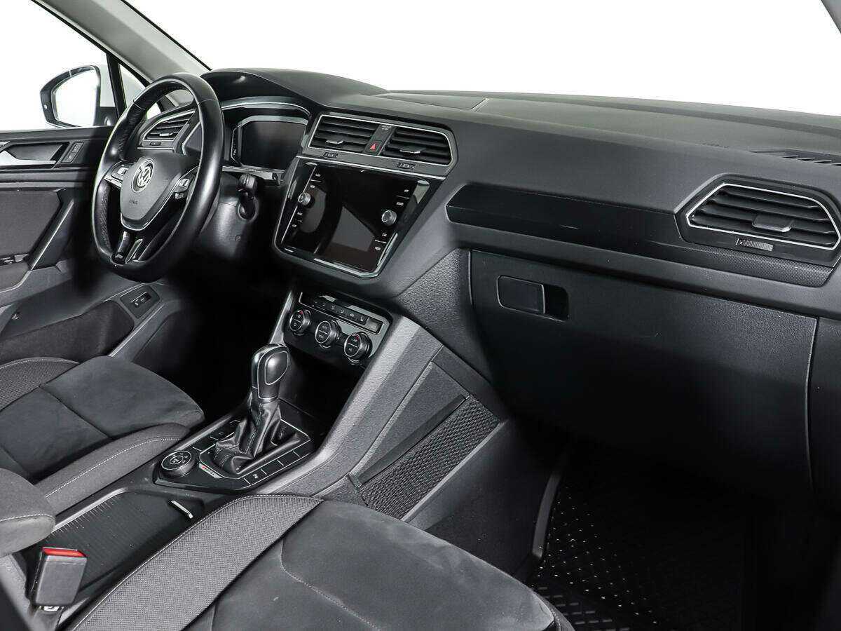 Volkswagen Tiguan с пробегом — 2018 год. Фото: #8
