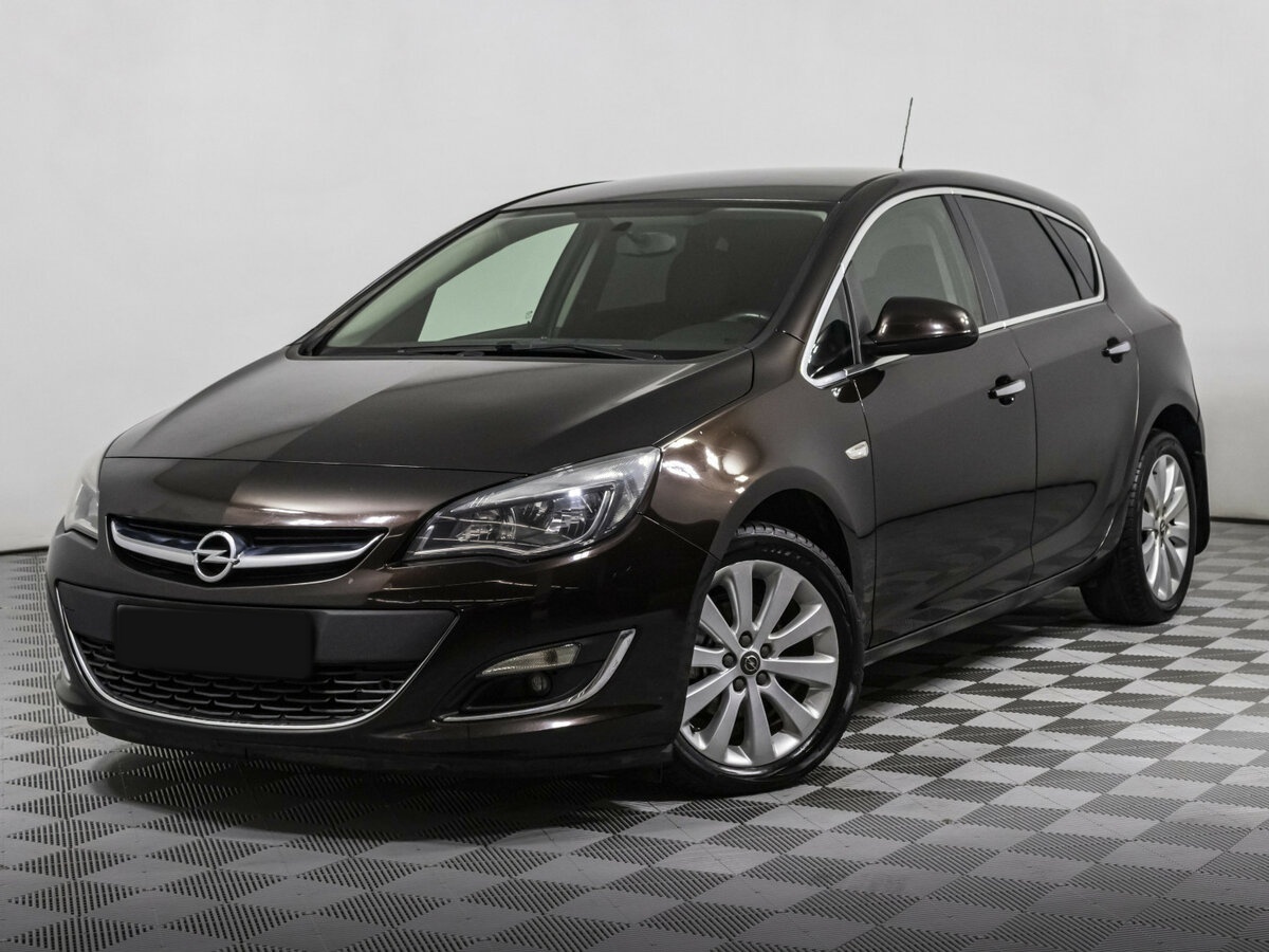 Opel Astra с пробегом — 2013 год. Посмотреть фото