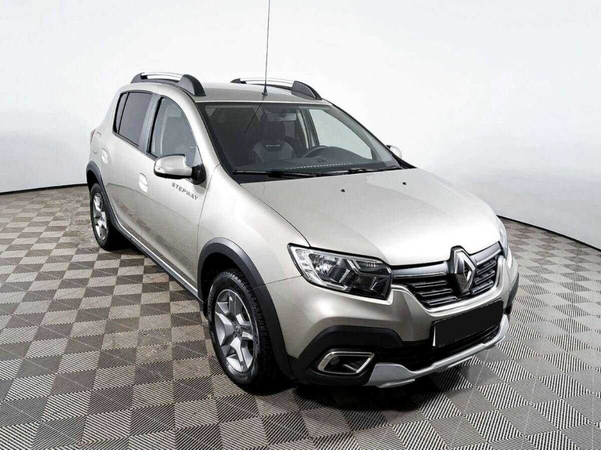 Renault Sandero с пробегом — 2021 год. Фото: #2