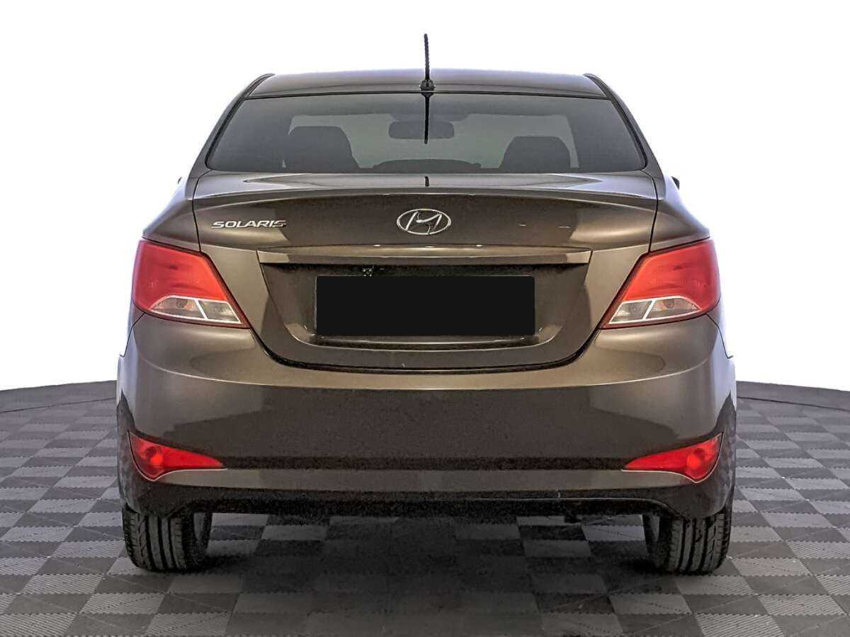 Hyundai Solaris с пробегом — 2016 год. Фото: #4