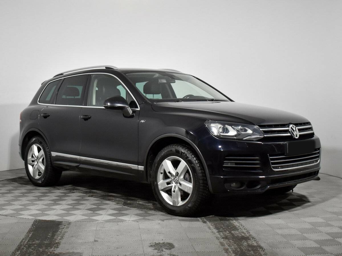 Volkswagen Touareg с пробегом — 2014 год. Фото: #2