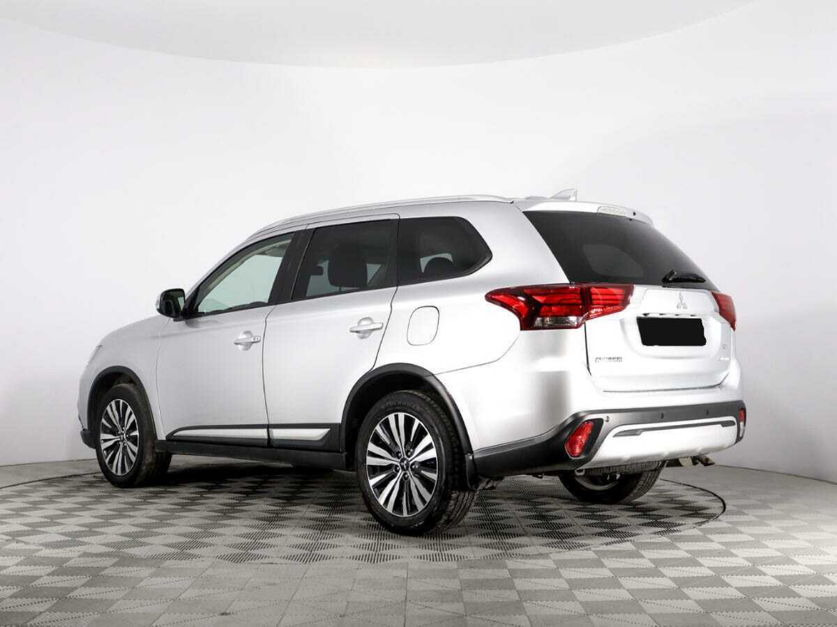Mitsubishi Outlander с пробегом — 2019 год. Фото: #5